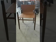 Rama z drewna jesionowego Restauracja Krzesła do jadalni Podłokietnik Nowoczesny do holu hotelowego