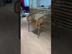 Walnut Lacquered 0.3cbm Restaurant Cane Krzesło jadalne z podłogami